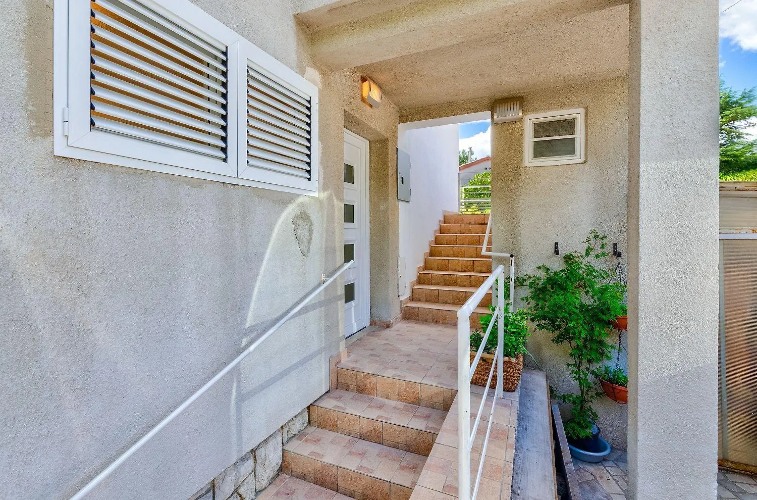 Renoviertes, Modernes Apartment Nur 200 Meter Zum Strand Mit Meerblick, Waschmaschine, Grill Crikvenica